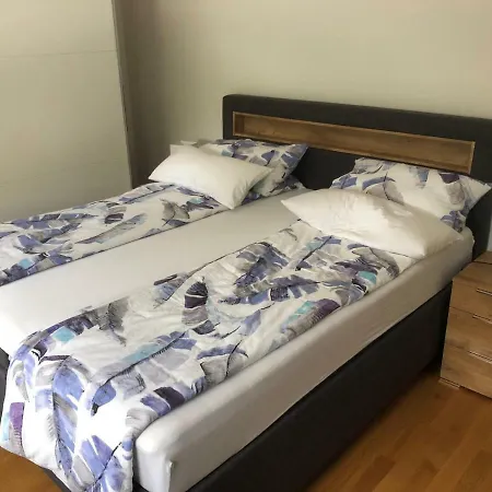 Munchner 2-zimmer-wohnung Munich