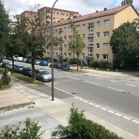Munchner 2-zimmer-wohnung * Munich